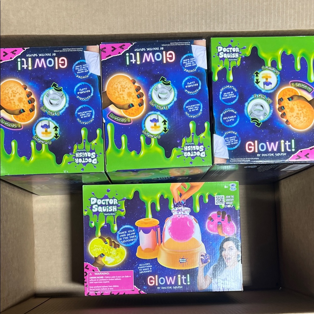 Doctor Squish Glow It! Slime Maker Kit - Green & Purple Packaging 4 boxes